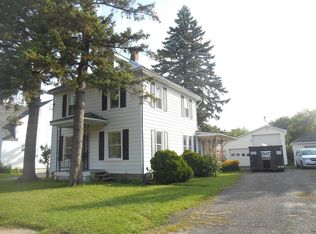 29 Howard St, Massena, NY 13662
