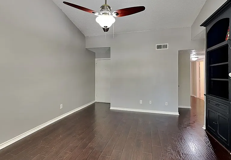 8550 Fair Oaks Crossing Dr #306 — Photo 4