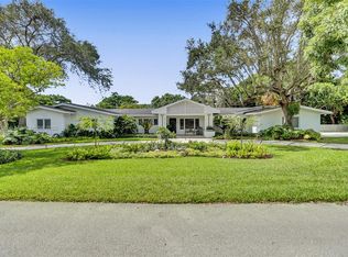 5900 SW 112th St, Pinecrest, FL 33156
