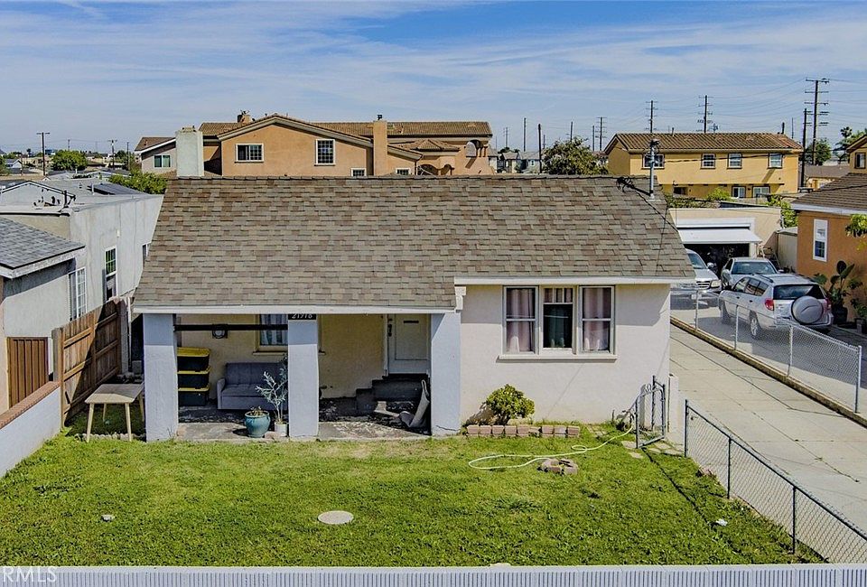 1st image of 21918 Dolores St