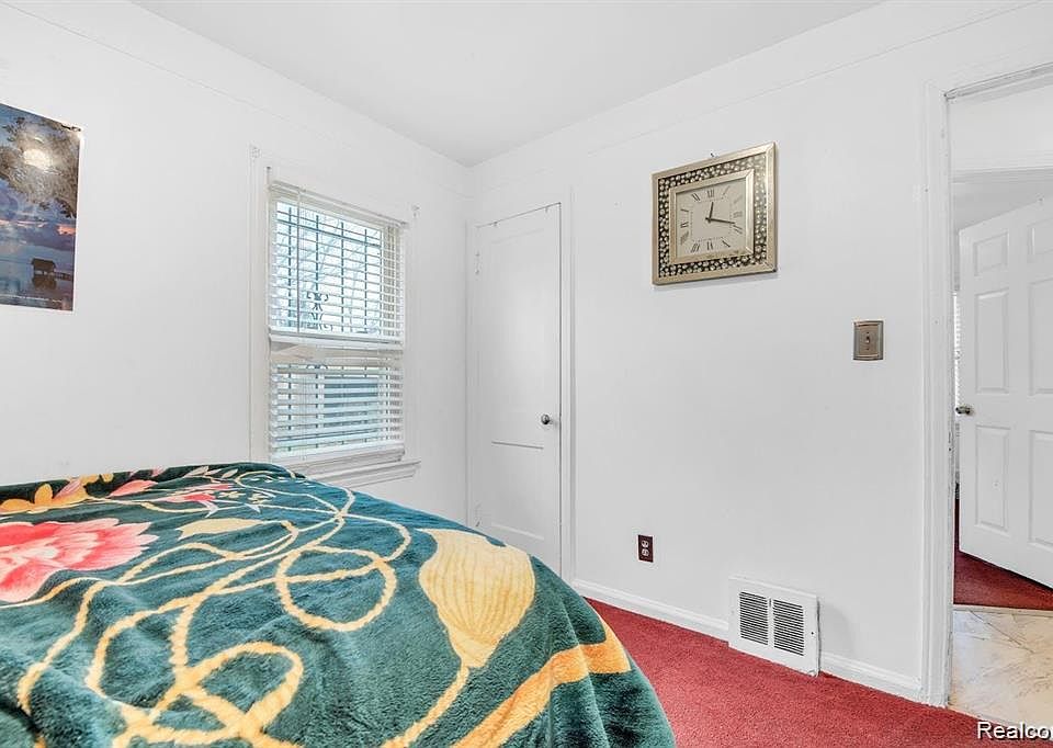 6839 Rosemont Ave, photo 23