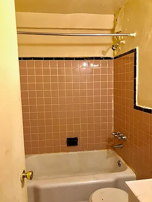 Rented by Smart NY Realty LLC | media 11