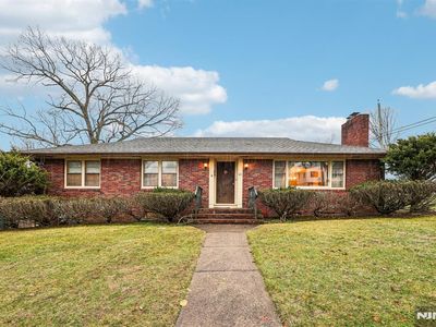 84 Squaw Brook Rd, North Haledon, NJ, 07508