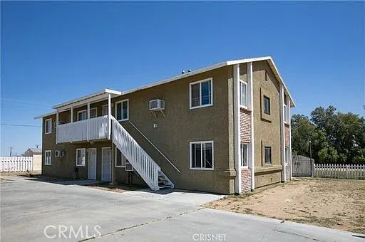 8249 Catalpa Ave #A — Photo 1