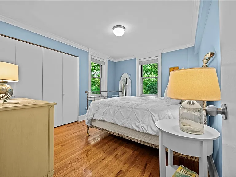 629 Kappock St #4G — Photo 7