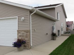 1053 41st Ave W, West Fargo, ND 58078