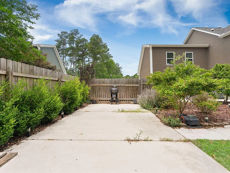 2816 Ortega Dr — Photo 47