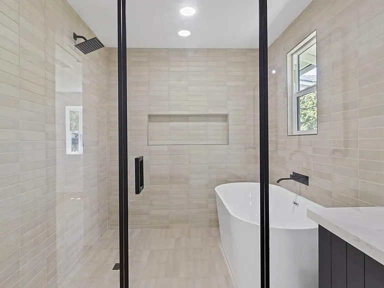 5261 Allott Ave — Photo 18
