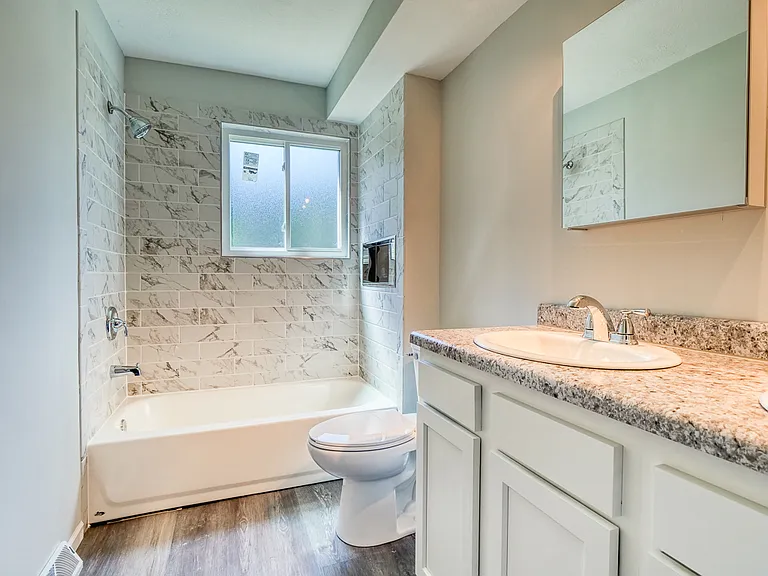 24665 Clareshire Dr #101 — Photo 14