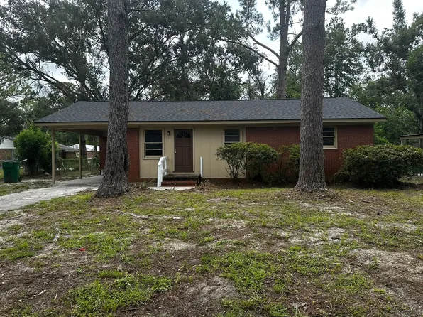 825 Woodlawn Dr, Valdosta, GA 31601