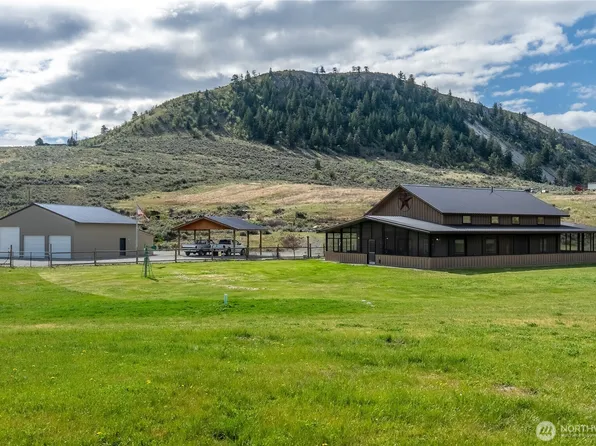 30 Horizon Dr, Tonasket, WA 98855
