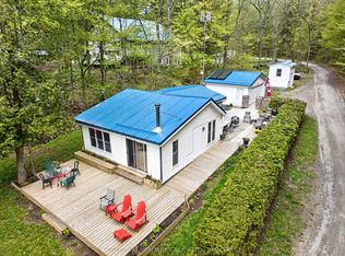 1726 Turcotte Ln, Kingston, ON K7G2V5