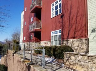 400 Skyloft Dr #302, Asheville, NC 28801