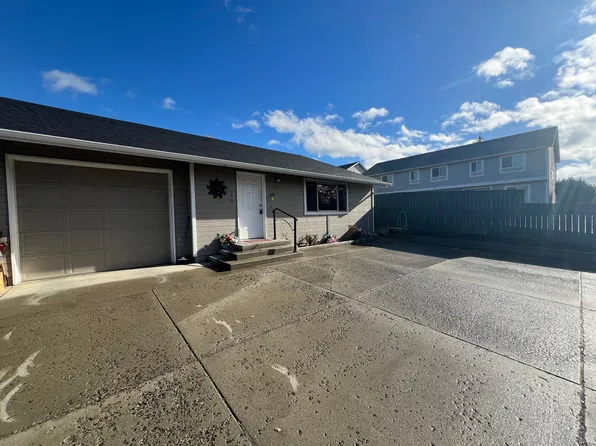 1017 N Baker Ave, East Wenatchee, WA 98802
