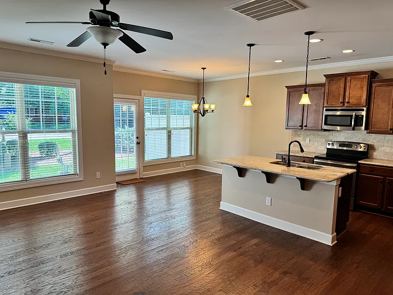 4025 Canterwood Dr — Photo 5