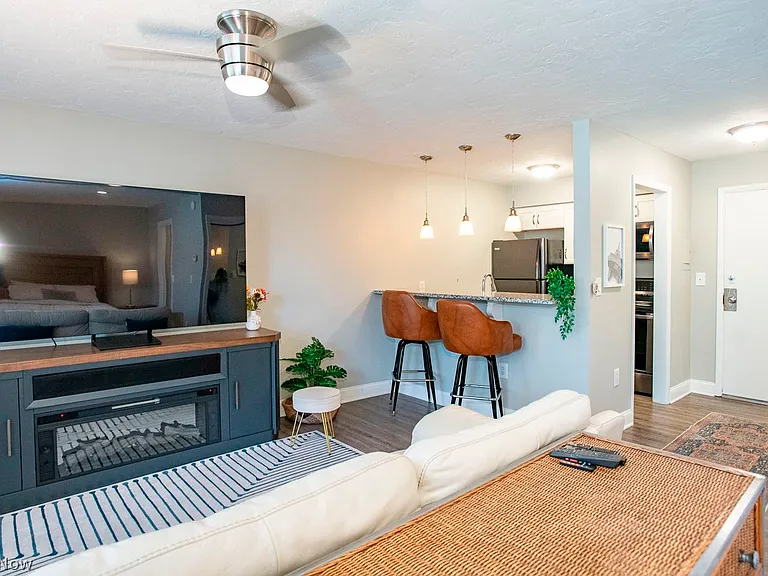 12550 Lake Ave #101 — Photo 4