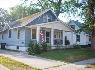 2214 Greenfield Ave SW, Wyoming, MI 49519