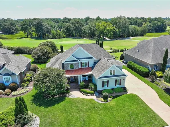 4016 River Park Dr, Suffolk, VA 23435