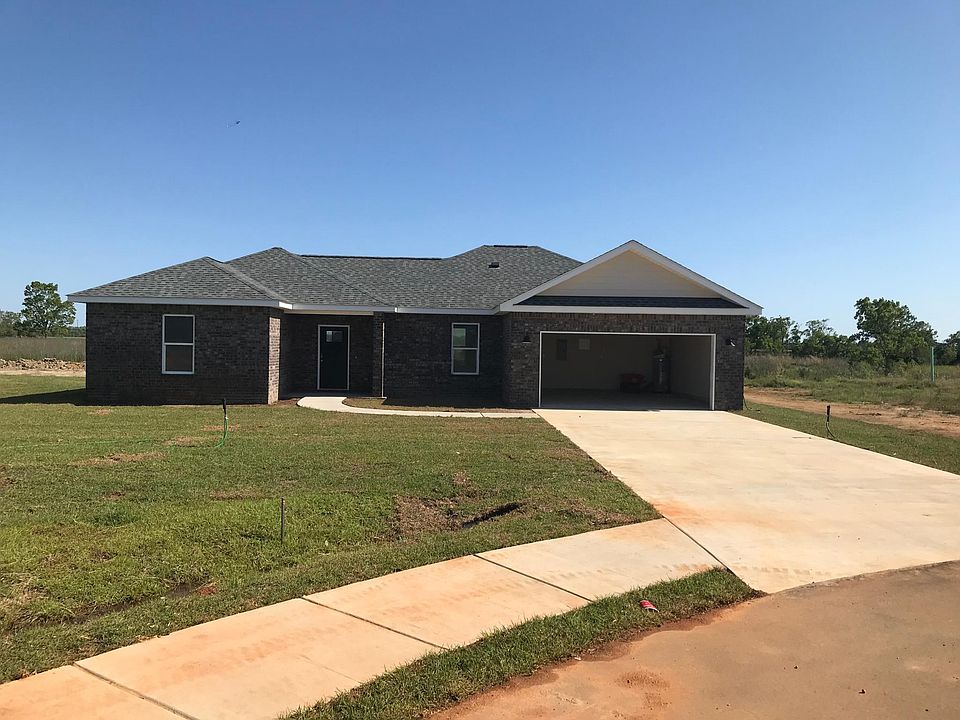 15674 Rushbrook Court in Foley Al. To find this location, please put Lockridge Road in your GPS.