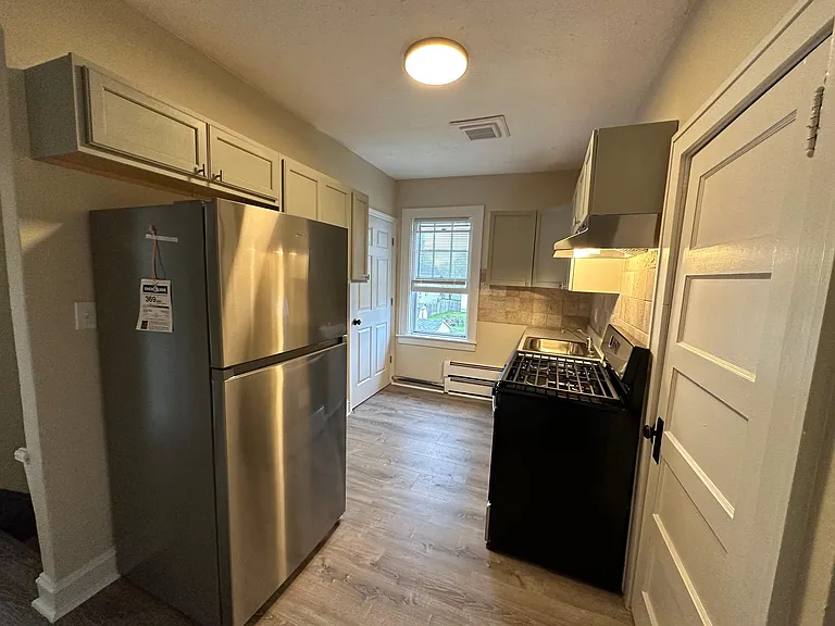 275 Kilcourse St #4 — Photo 17