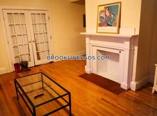 14 Hamilton Rd #2R, Brookline, MA 02446