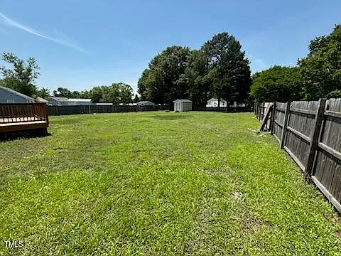 2325 Stephanie Ln — Photo 2