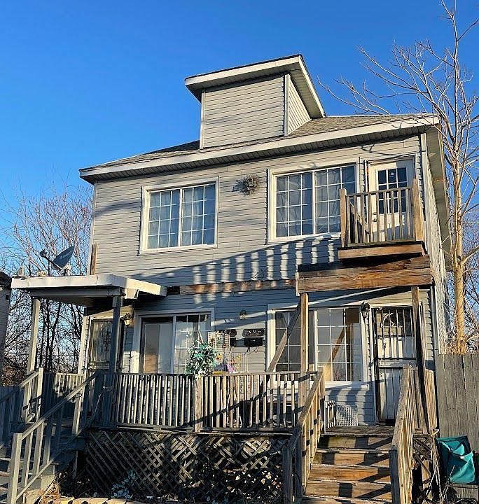 1st image of 494 W Savannah St