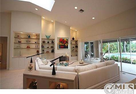 3rd image of 275 Regatta Dr