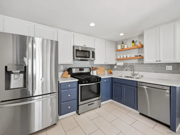 12305 Caminito Mira Del Mar, San Diego, CA 92130