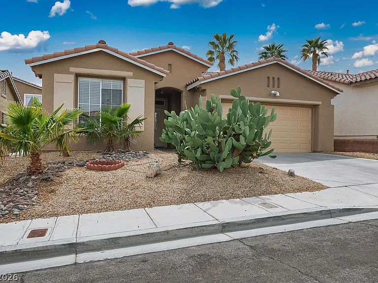 10513 Shanna Trellis Ave — Photo 3