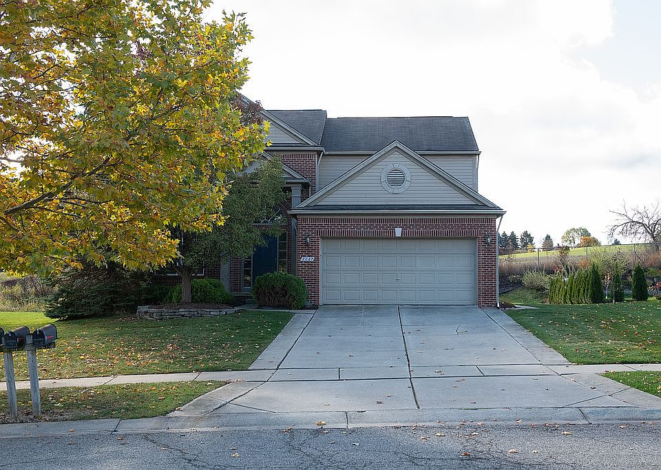 2nd image of 7827 Turrillium Ln