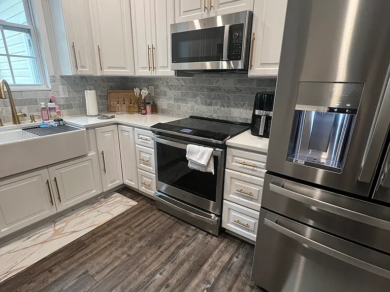 1461 Titchfield Dr — Photo 6