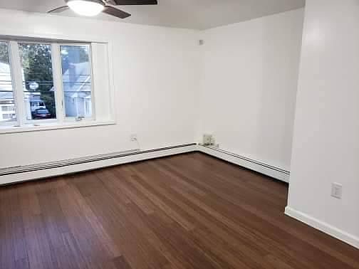 2nd image of 22444 Edgewood Ave #1