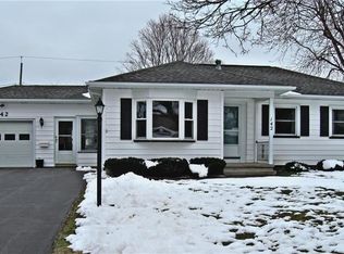 142 Sierra Dr, Rochester, NY 14616