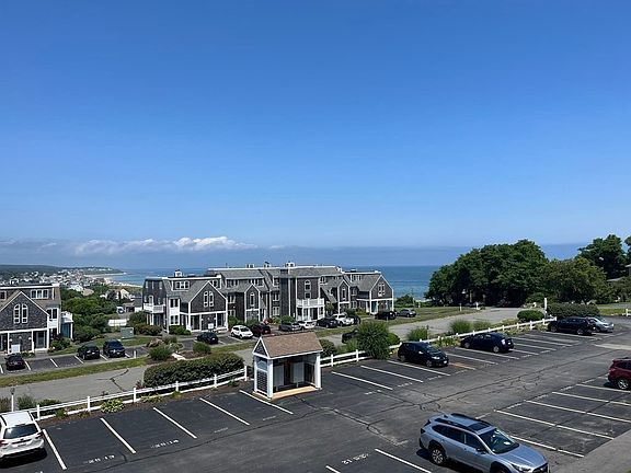 3rd image of 25 Highland Ter APT 2513