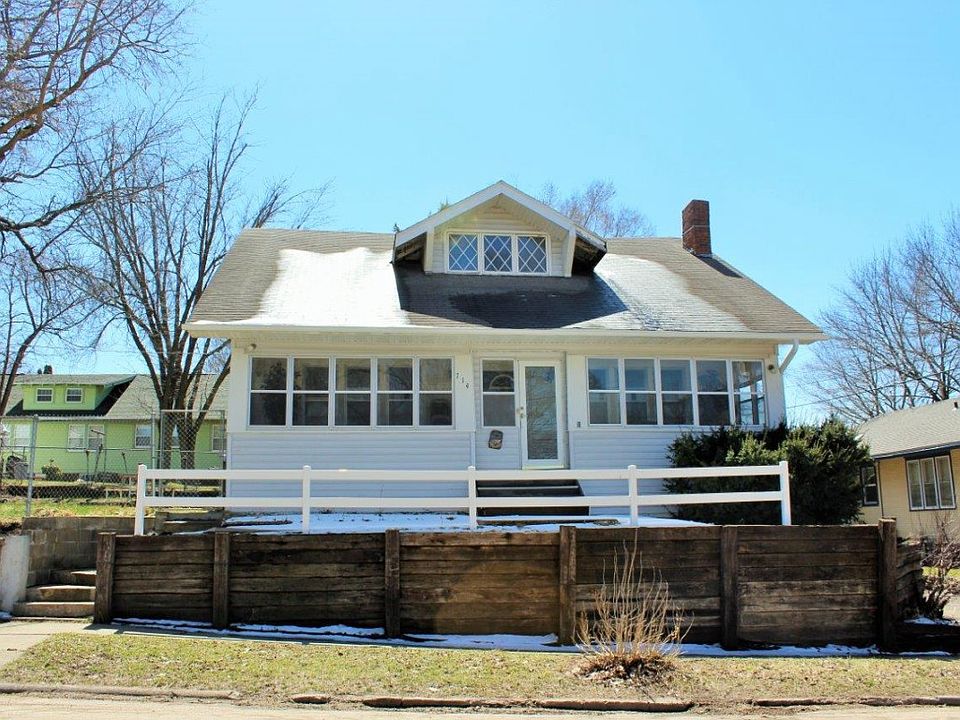 1st image of 714 34th St