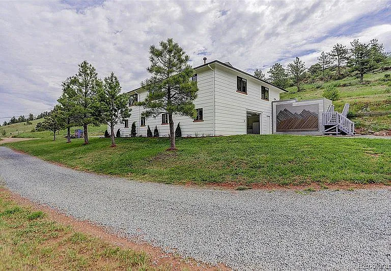 7348 Olde Stage Rd #B — Photo 1