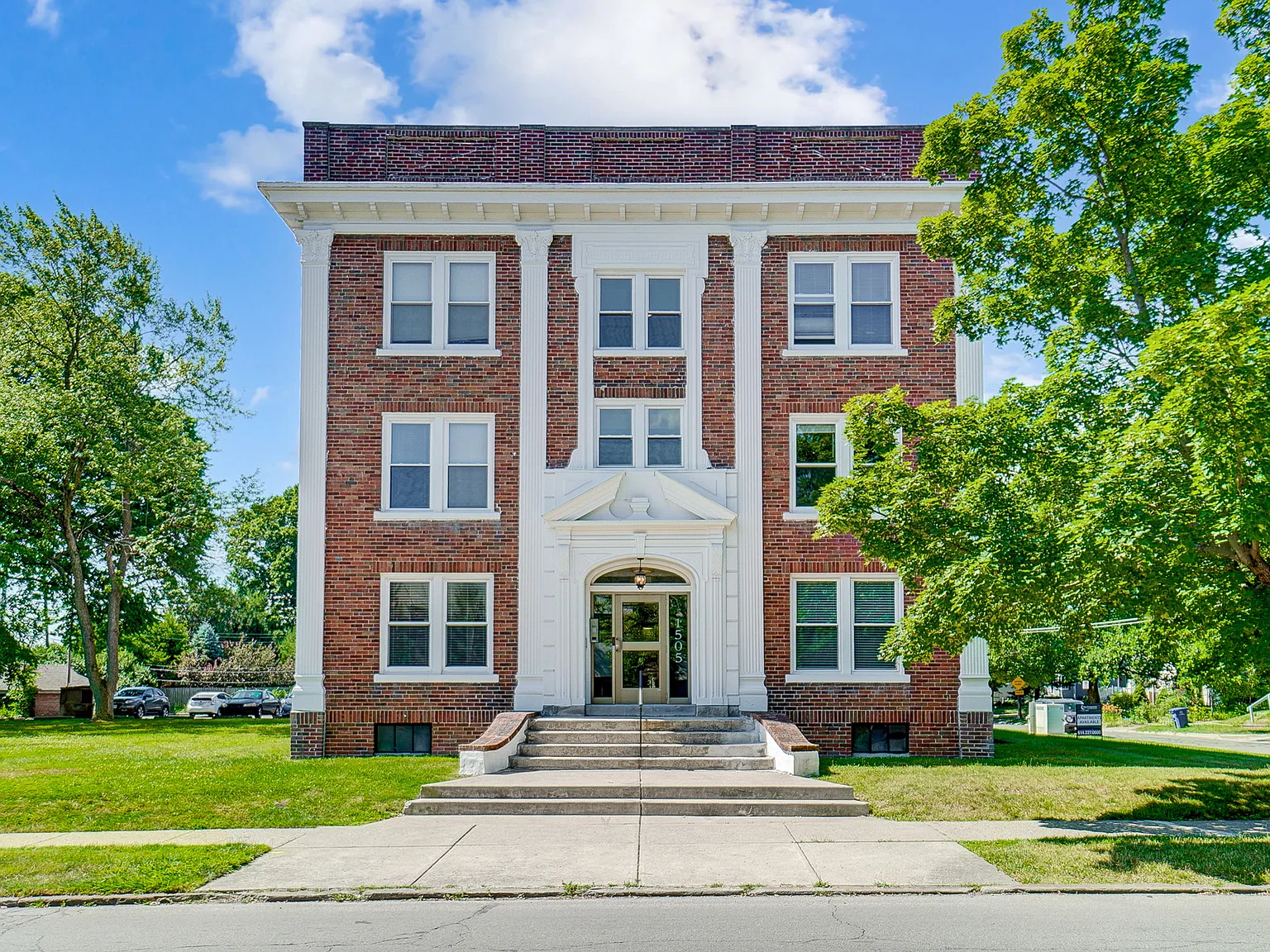1505 W 3rd Ave — Photo 1