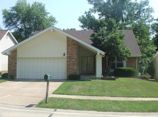 773 Foxwick Dr, Ballwin, MO