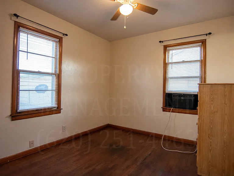 1418 Velma Dr — Photo 8