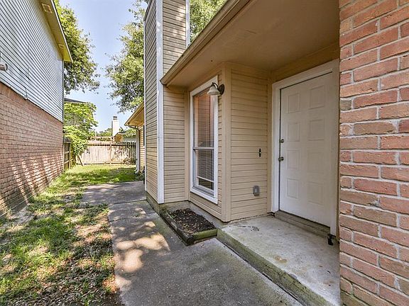 4th image of 7822 Mauvewood Dr