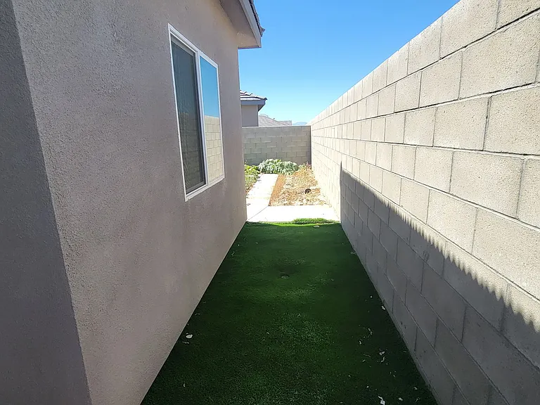 7003 Paige Elizabeth Ln — Photo 15