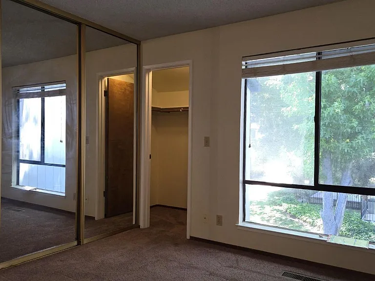 6125 Thornton Ave #E — Photo 10