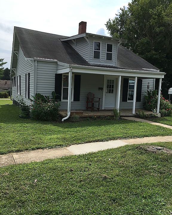 1st image of 304 N Boundary Ave