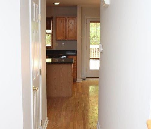 Hallway to kitchen