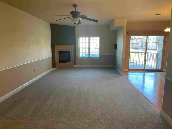 955 Liberty Blvd Unit 106, Sun Prairie, WI 53590