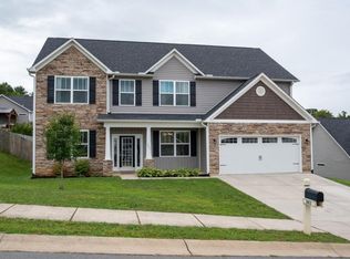 883 Hackney Rd, Johnson City, TN 37615