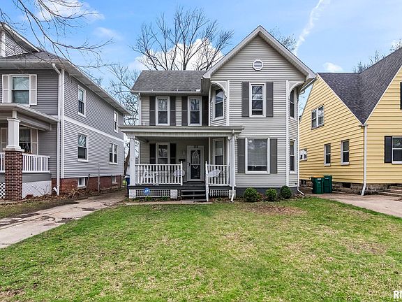 2nd image of 135 N State St