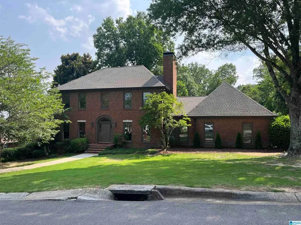 3530 Grand Rock Cir, Mountain Brook, AL 35223