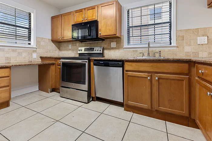 5236 Treetops Dr #104 — Photo 7